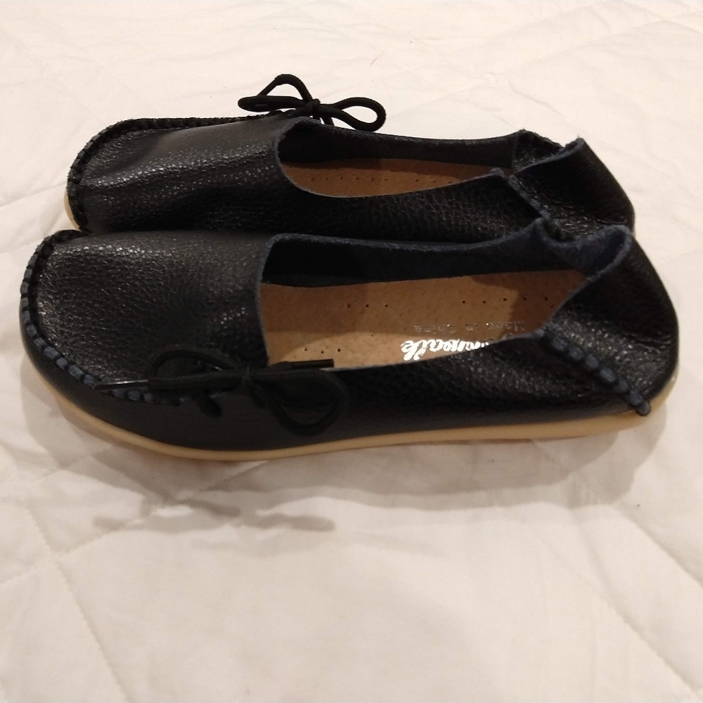 Black Driving Loafers 100% Leather NIB 6